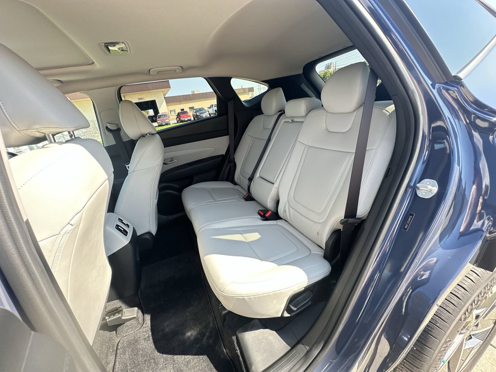Used 2025 Hyundai Tucson SEL AWD/4WD image 26