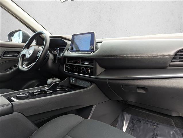 Used 2023 Nissan Rogue S image 21