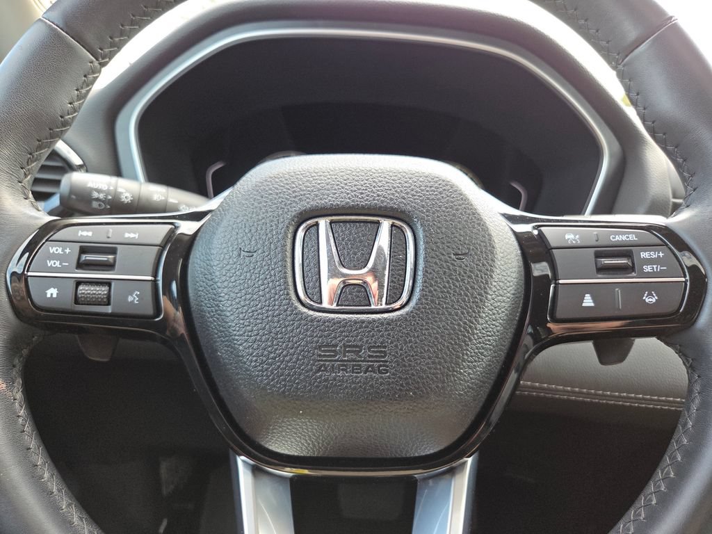 Certified 2025 Honda Pilot Touring image 37