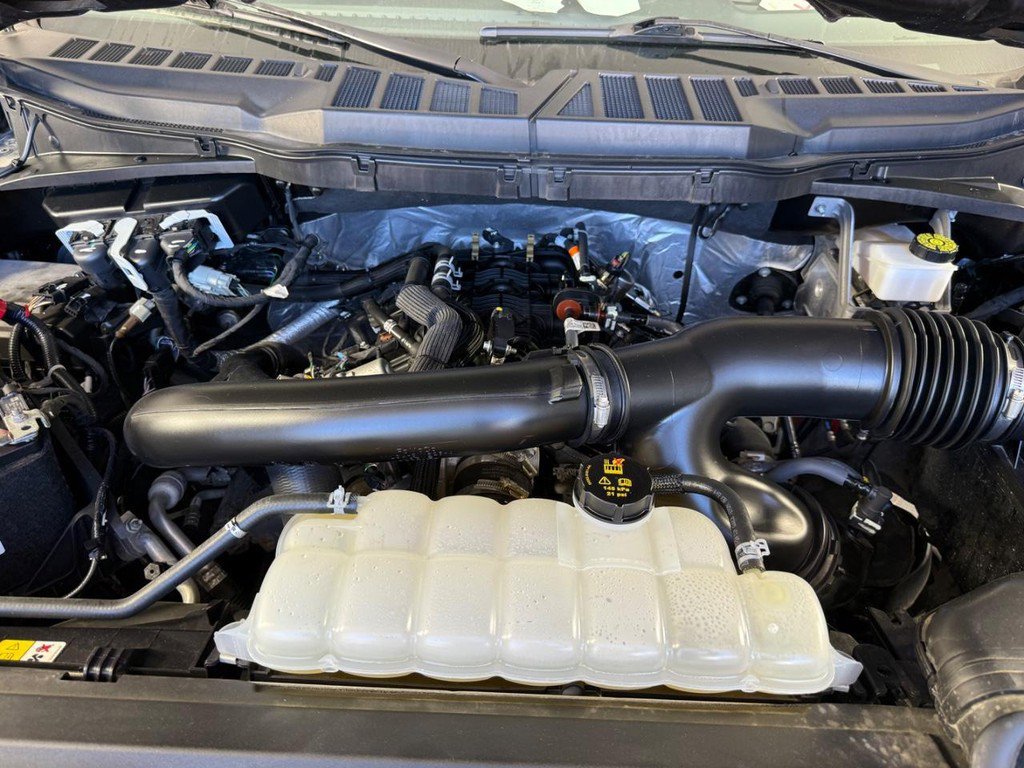 Used 2024 Ford F150 Lariat w/ Equipment Group 502A High AWD/4WD image 18