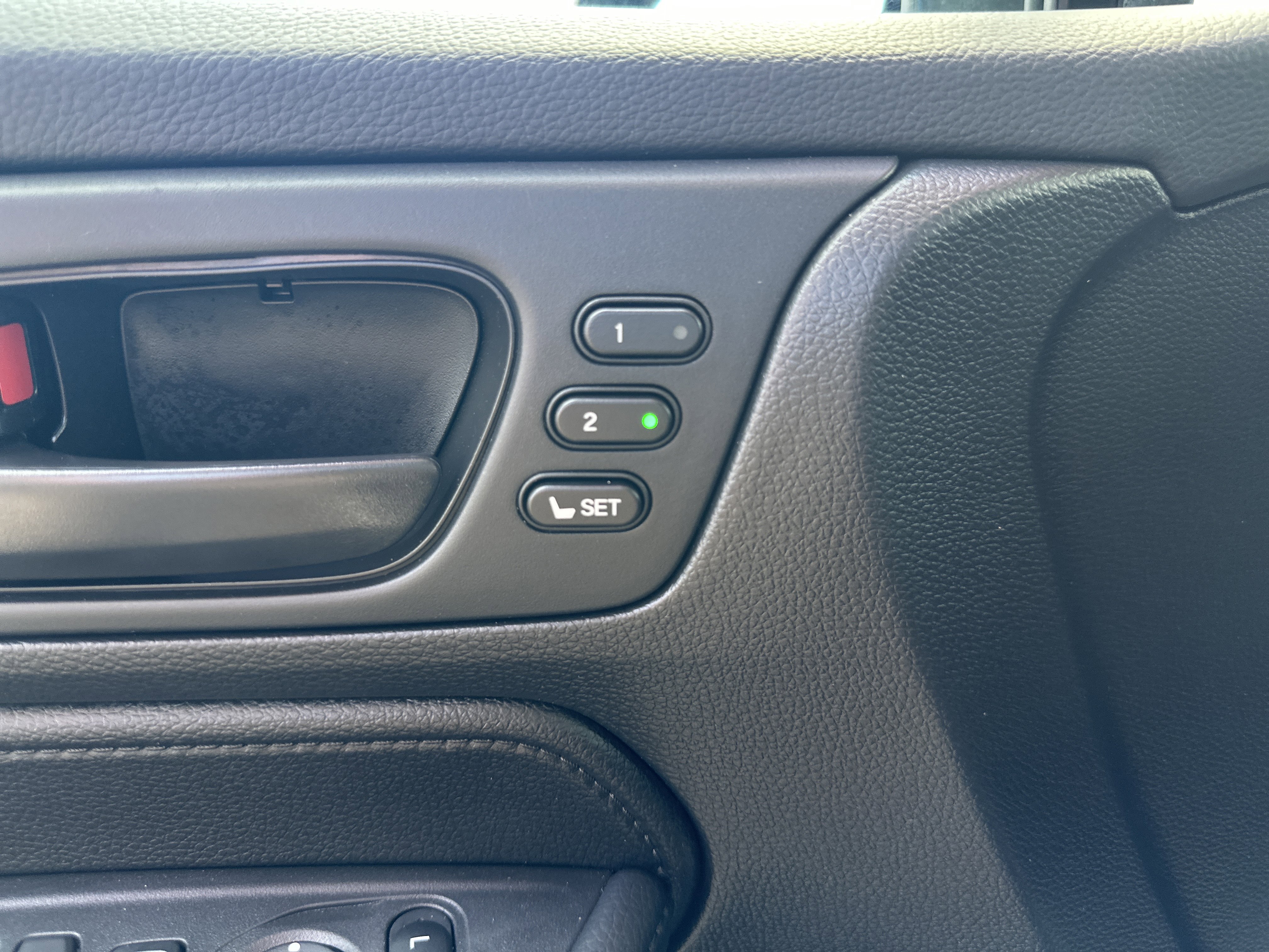 Used 2025 Honda Odyssey Sport-L image 23