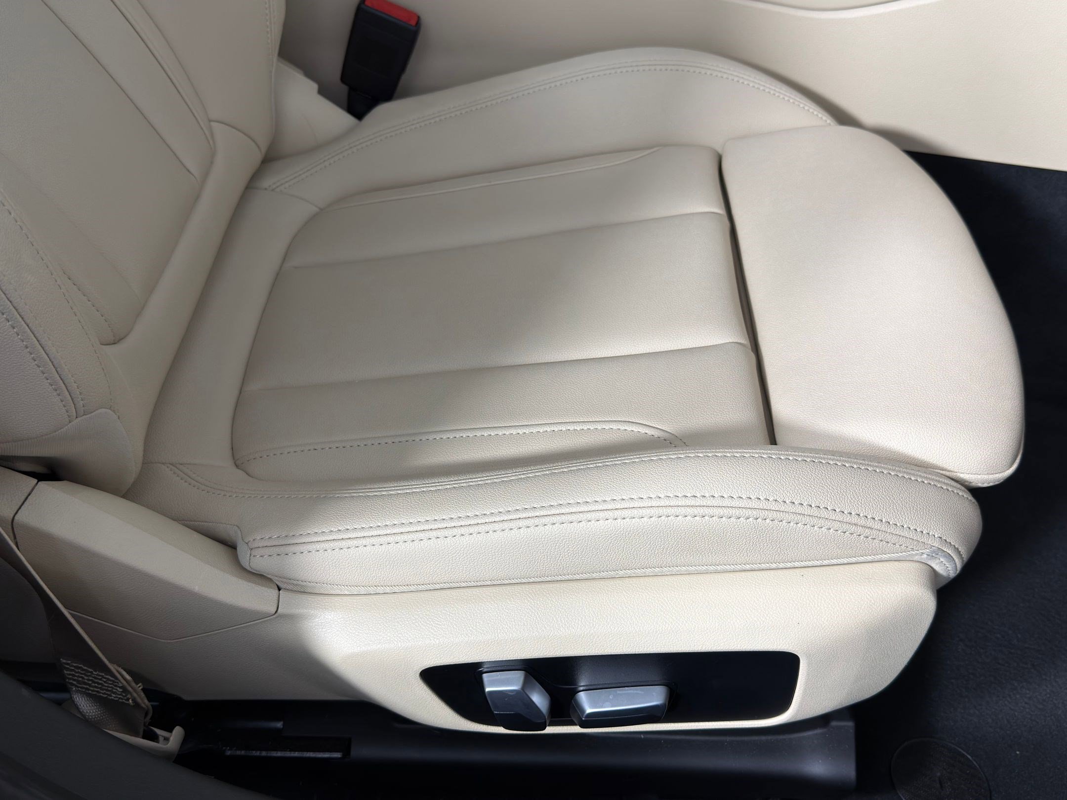 Used 2021 BMW 330i Sedan image 31