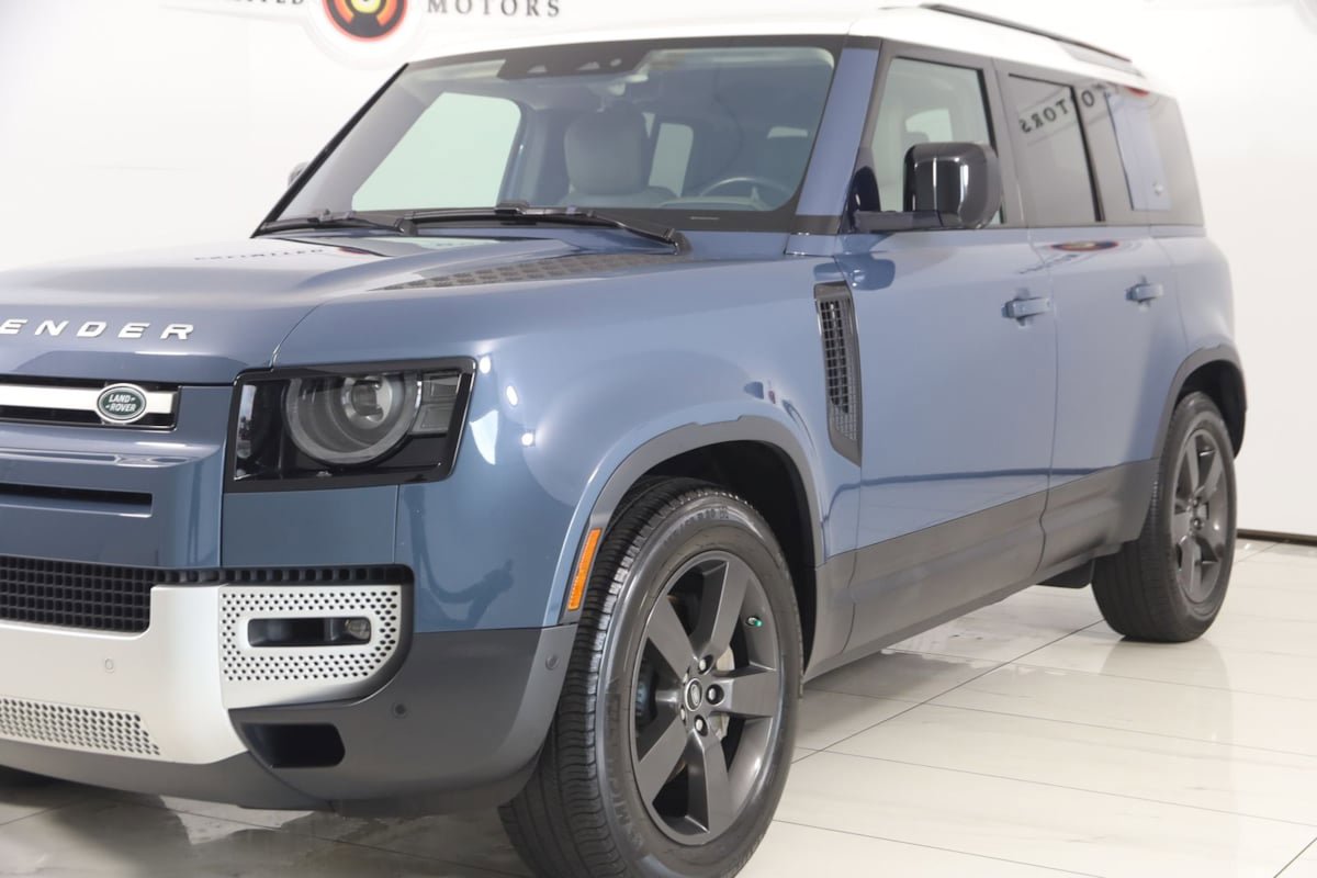 Used 2020 Land Rover Defender 110 SE AWD/4WD image 56