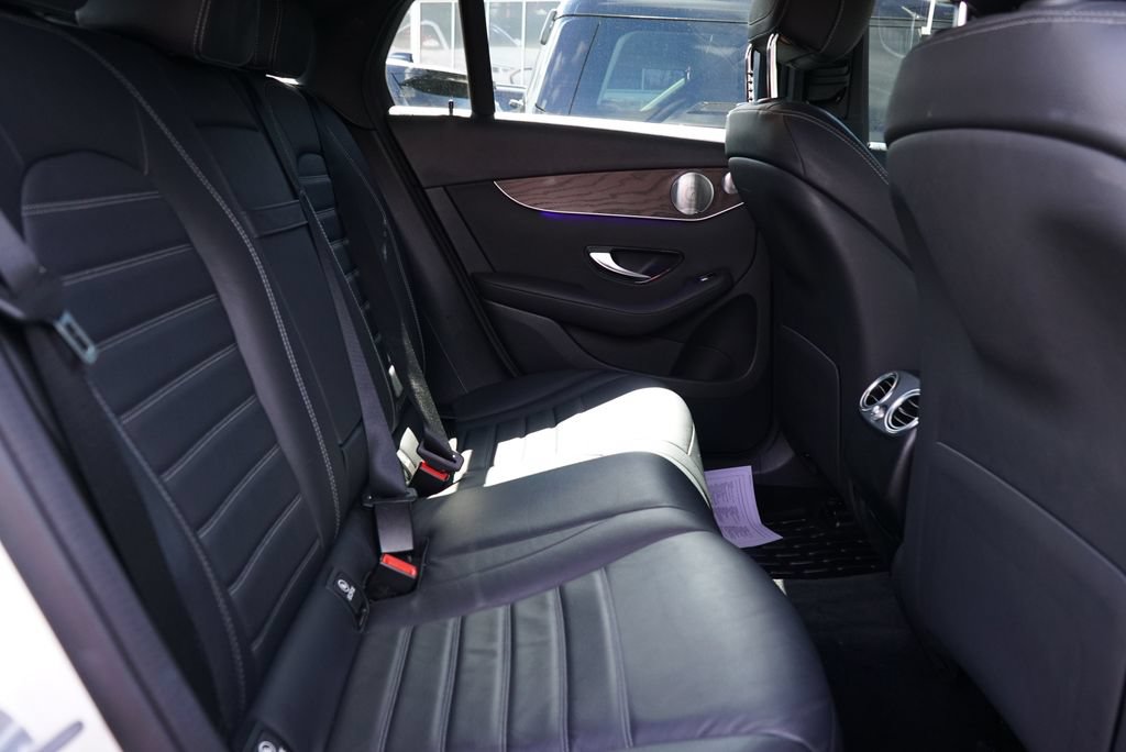 Used 2020 Mercedes-Benz GLC 300 4MATIC Coupe image 10