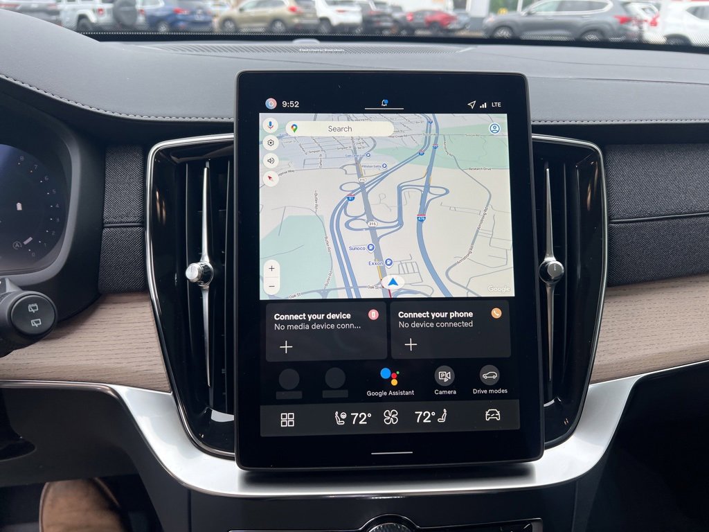 New 2026 Volvo XC90 B6 Plus w/ Protection Package Premier image 22