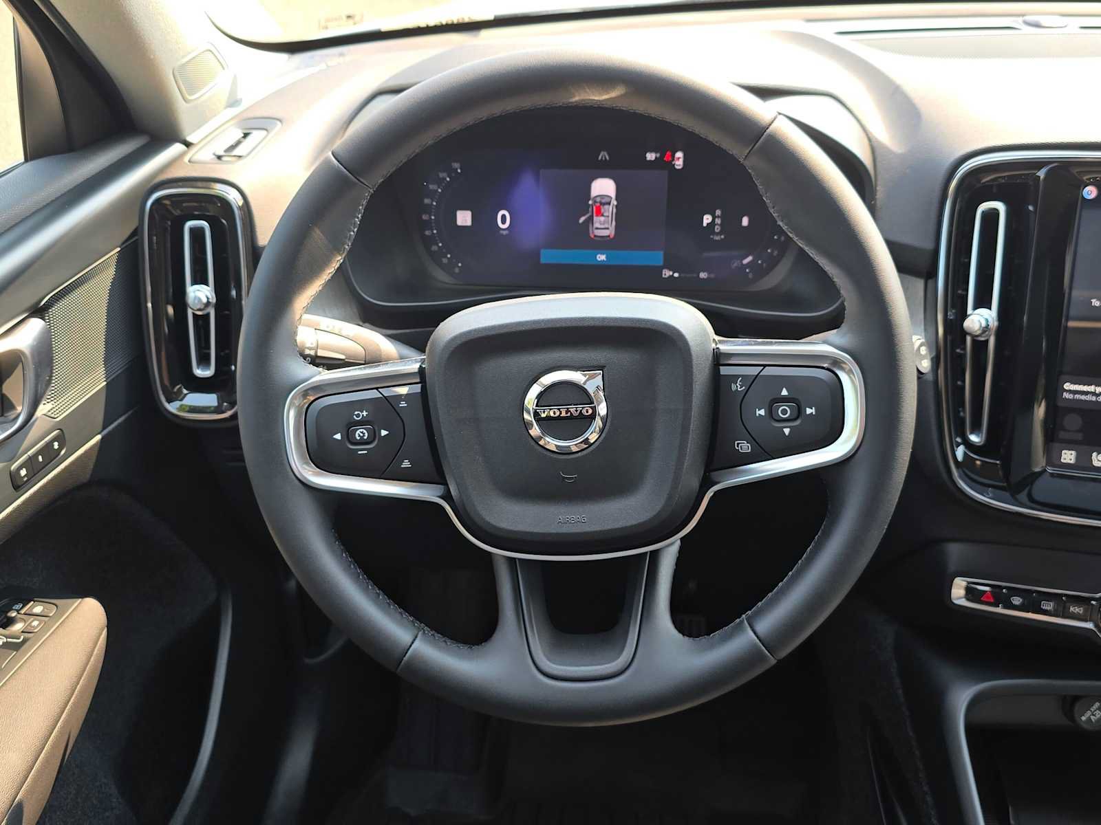 New 2026 Volvo XC40 B5 Plus w/ Protection Package Premier AWD/4WD image 19