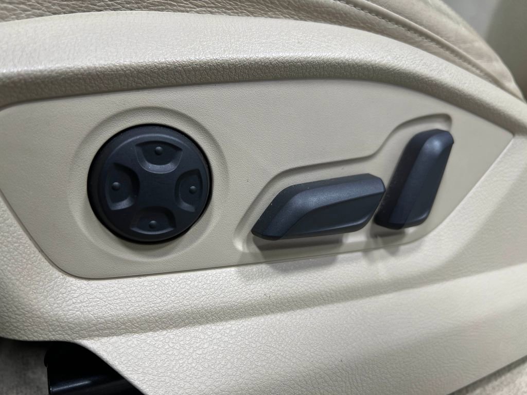 Used 2017 Audi Q7 3.0T Premium Plus w/ Premium Plus Package image 19