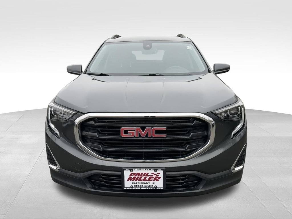 Used 2020 GMC Terrain SLE w/ Driver Convenience Package AWD/4WD image 2