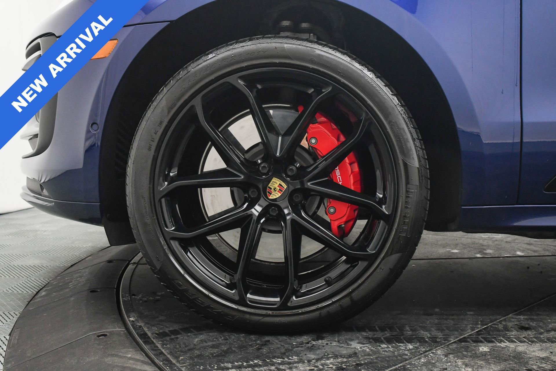 Used 2022 Porsche Macan GTS image 32