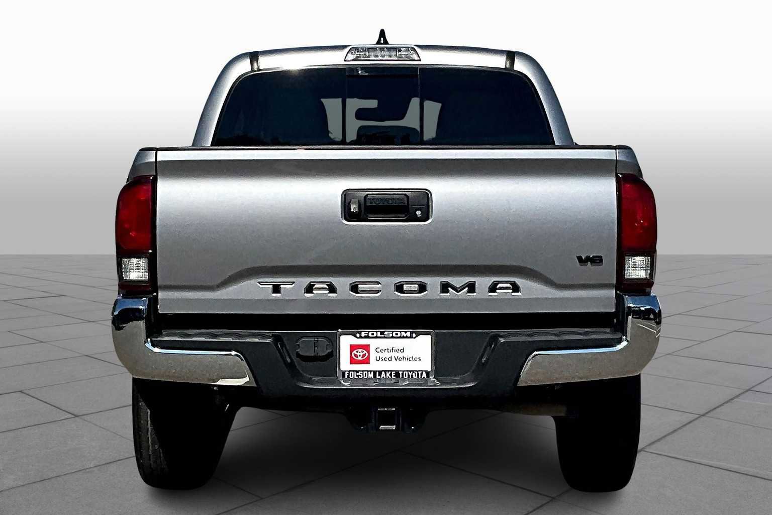 Certified 2021 Toyota Tacoma SR5 image 4