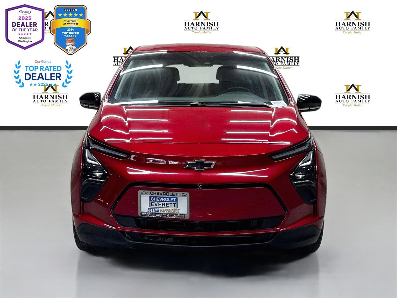 Used 2023 Chevrolet Bolt LT w/ Infotainment Package FWD image 2