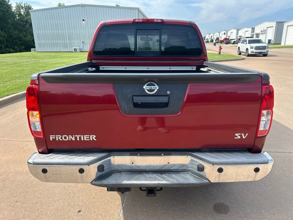 Used 2014 Nissan Frontier SV w/ SV Value Truck Package RWD image 5
