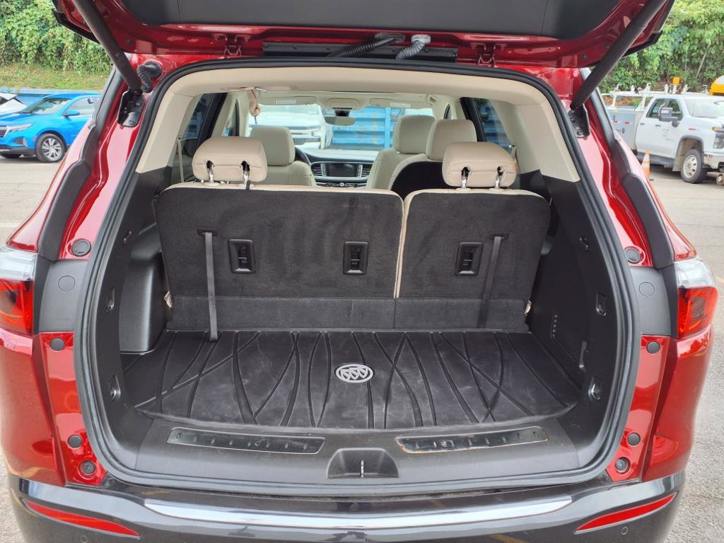 Used 2022 Buick Enclave Essence w/ Experience Buick Package image 19