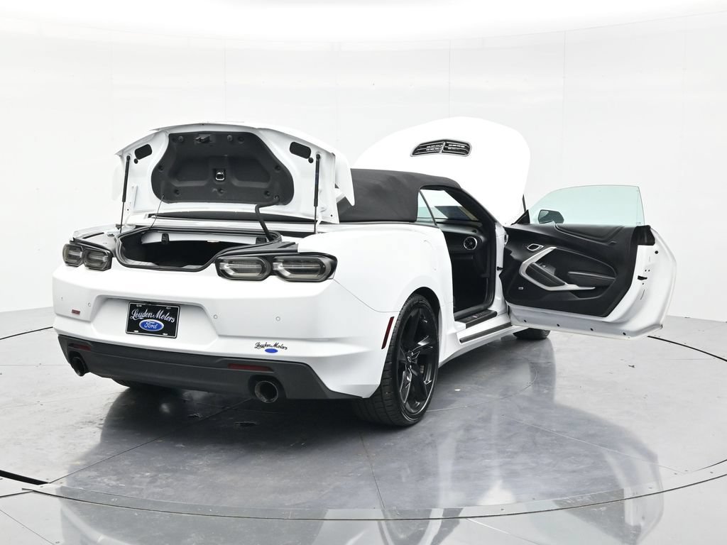 Used 2020 Chevrolet Camaro SS RWD image 48