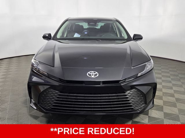 Used 2026 Toyota Camry LE w/ Convenience Package FWD image 2