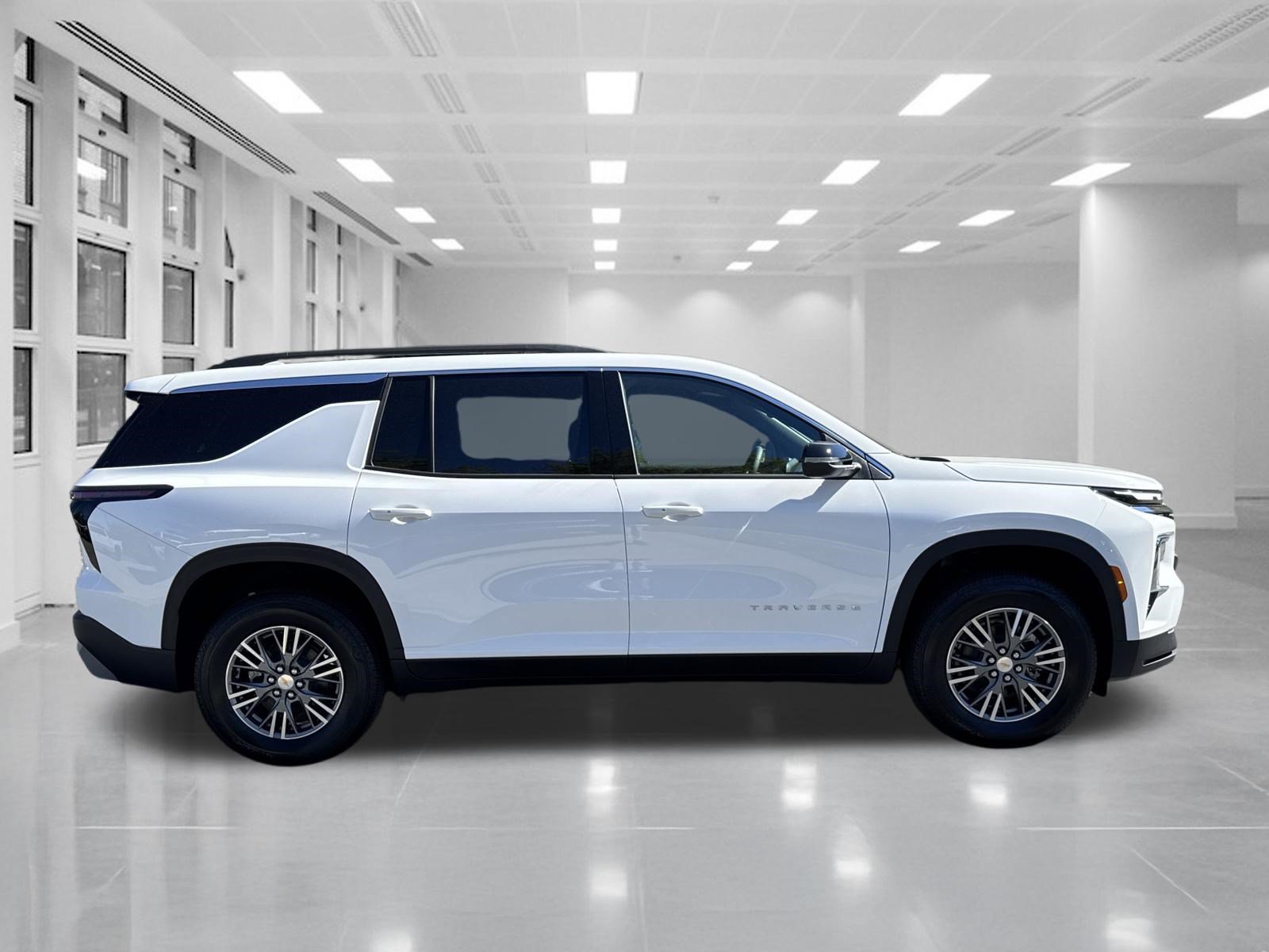 New 2027 Chevrolet Traverse LT w/ LPO, Floor Liner Package FWD image 4