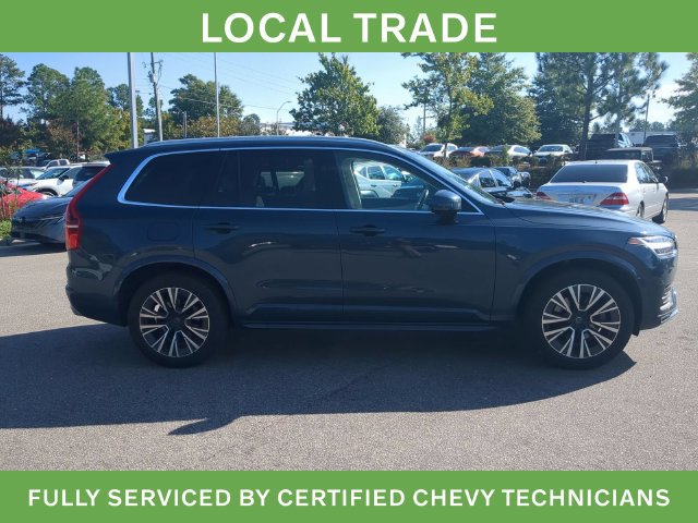 Used 2021 Volvo XC90 T5 Momentum w/ Protection Package Premier FWD image 3