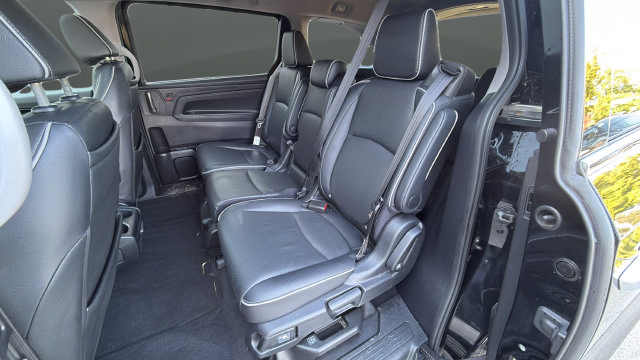 Used 2024 Honda Odyssey Elite image 23