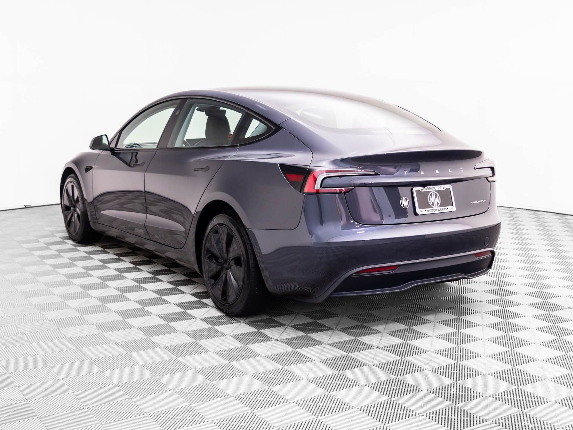 Used 2024 Tesla Model 3 Long Range AWD/4WD image 3