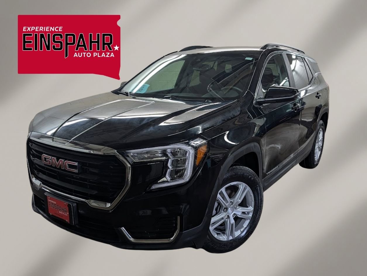 Used 2023 GMC Terrain SLE w/ Driver Convenience Package image 1