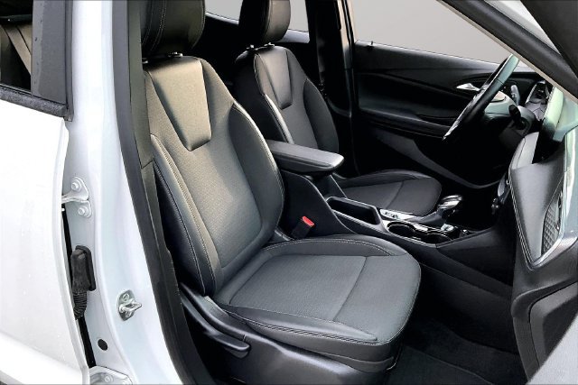 Used 2024 Buick Encore GX Preferred FWD image 7