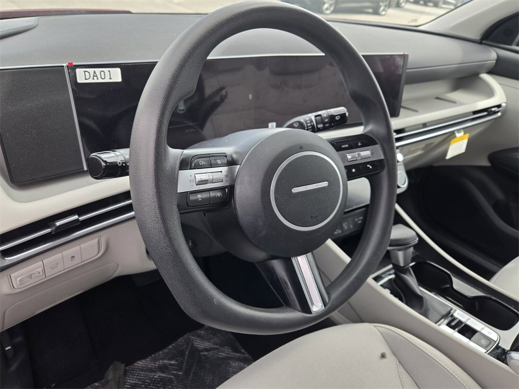 Certified 2025 Hyundai Tucson SEL image 11