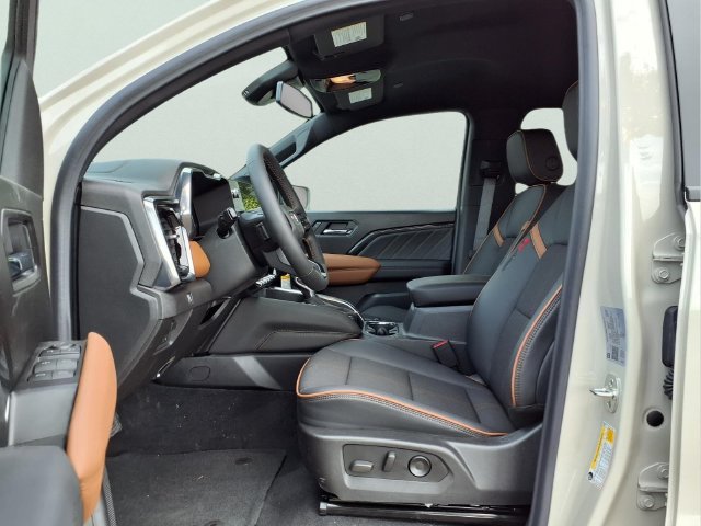New 2026 GMC Canyon AT4 AWD/4WD image 10