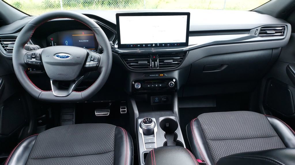 Certified 2023 Ford Escape ST-Line w/ Tech Pack #1 FWD image 24