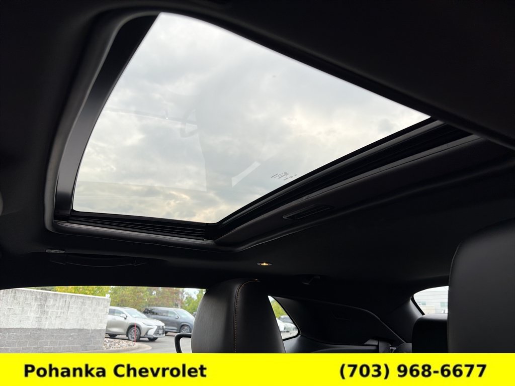 Used 2023 Dodge Challenger GT w/ Plus Package RWD image 18