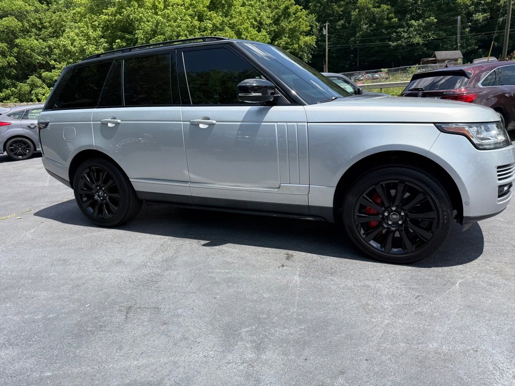 Used 2015 Land Rover Range Rover Supercharged image 17