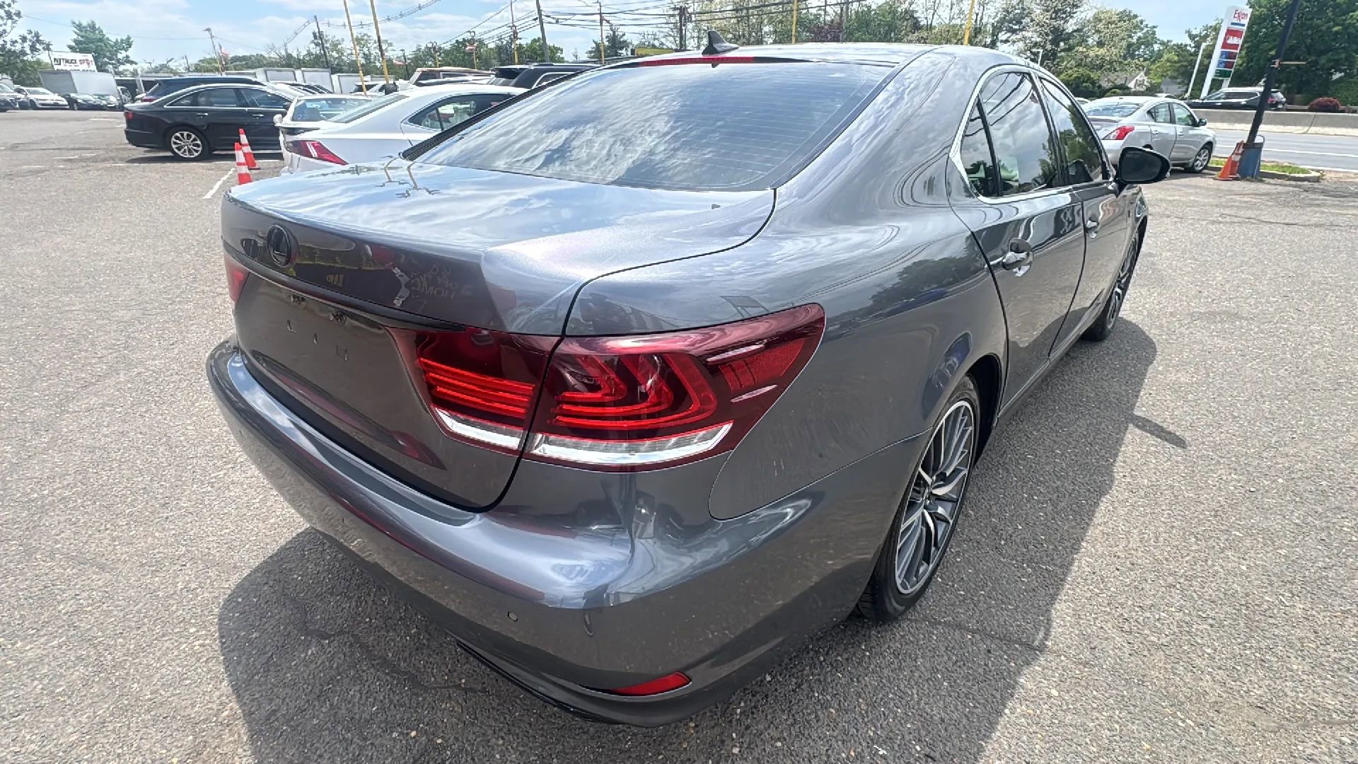 Used 2013 Lexus LS 460 AWD w/ F-Sport Pkg image 5