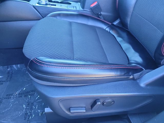 Certified 2024 Ford Escape ST-Line AWD/4WD image 22