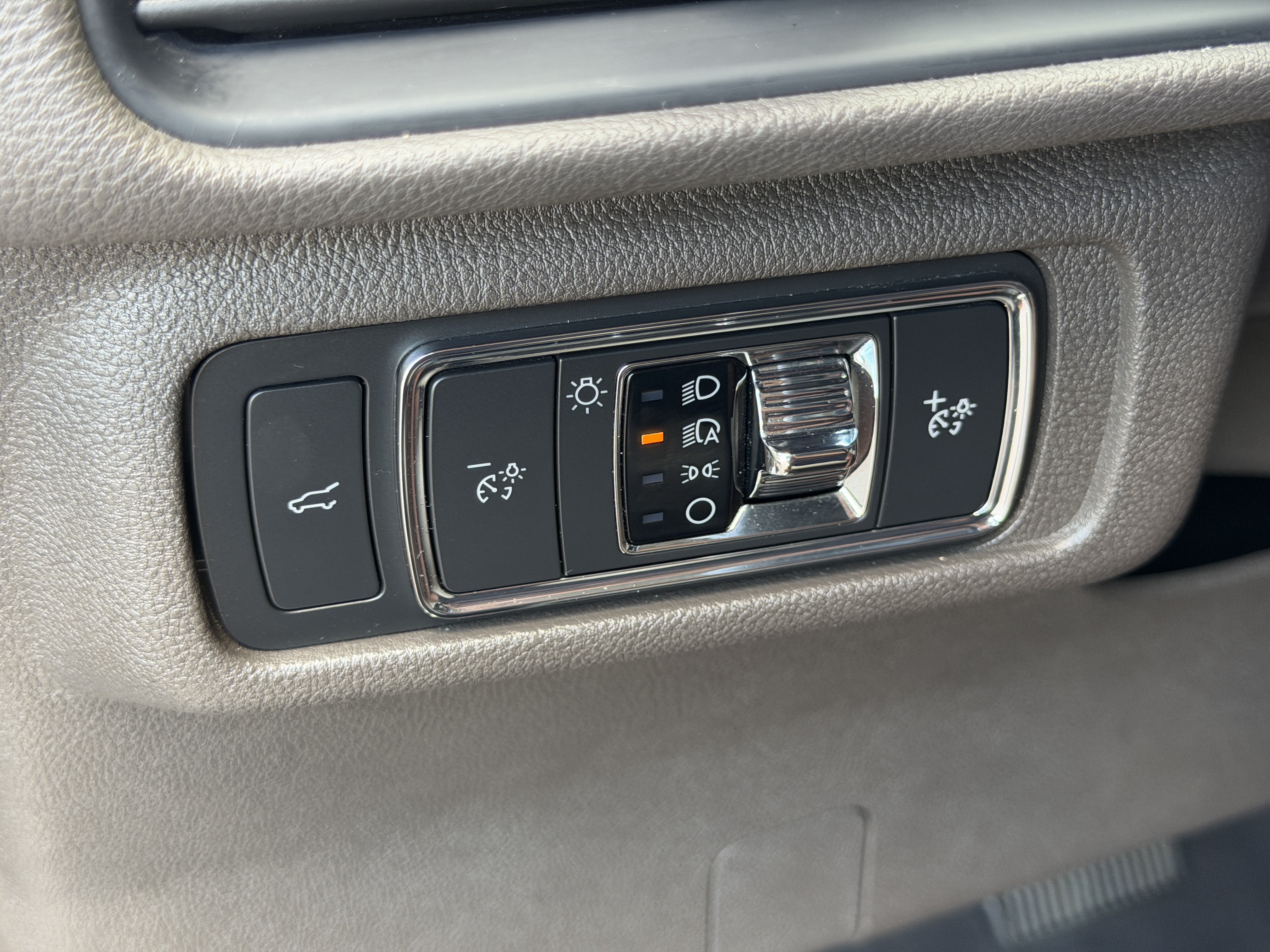 Used 2021 Lincoln Corsair FWD image 27