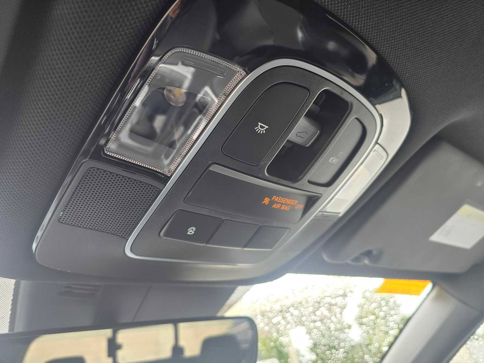 Used 2022 Hyundai Santa Cruz Limited image 33