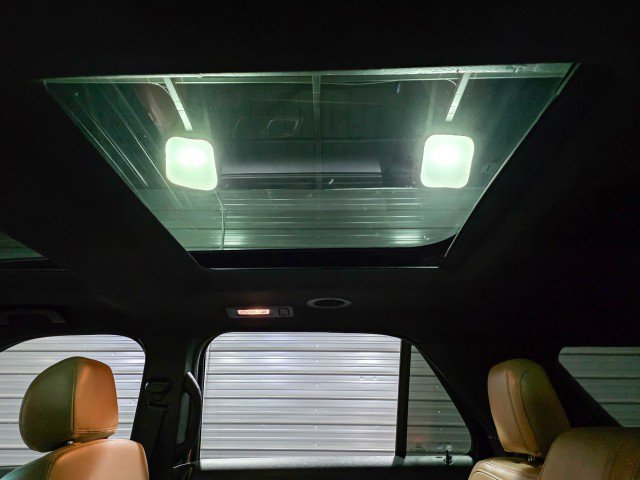 Used 2017 Ford Explorer Limited w/ Equipment Group 301A AWD/4WD image 17