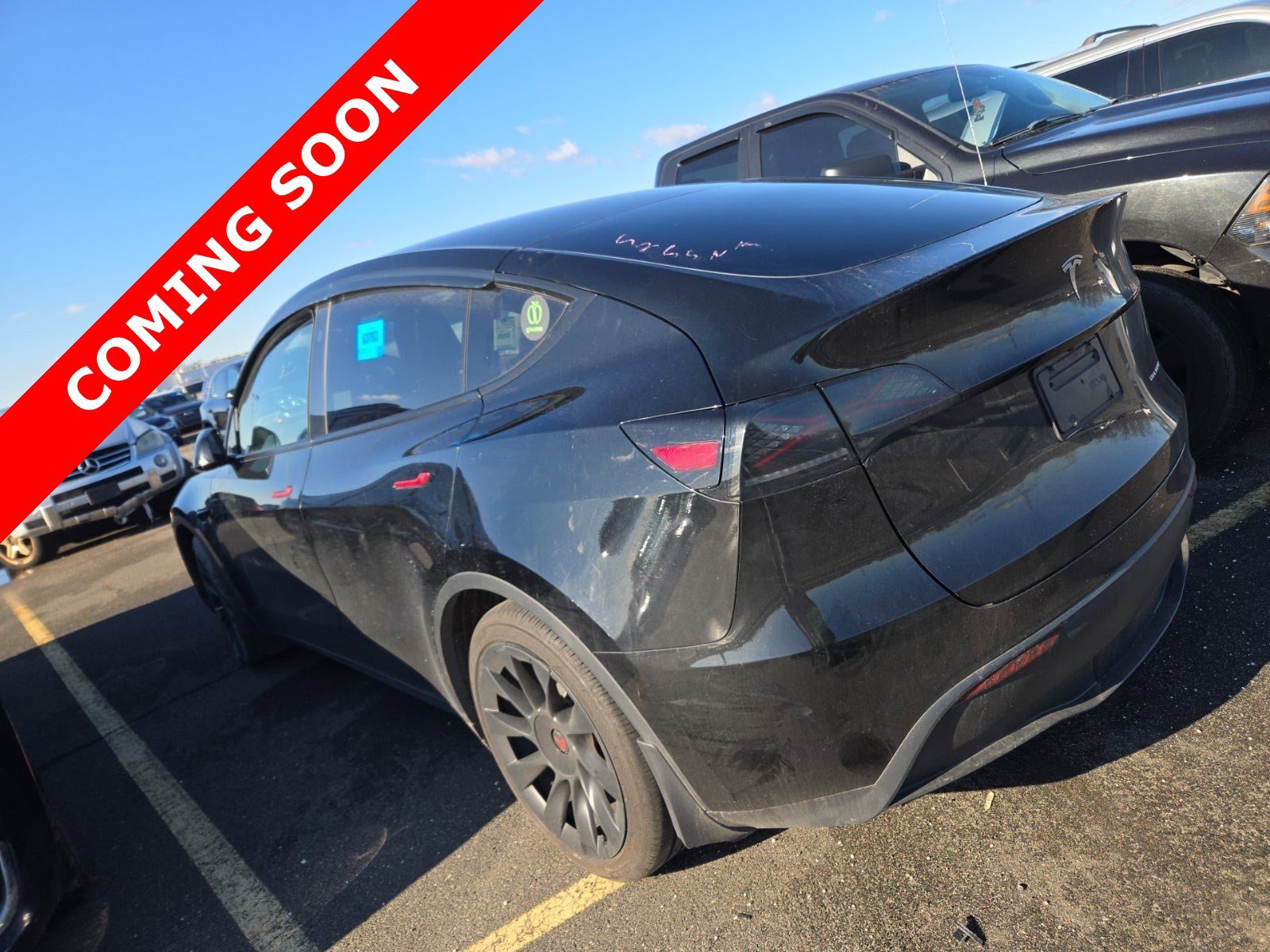 Used 2023 Tesla Model Y Long Range image 4