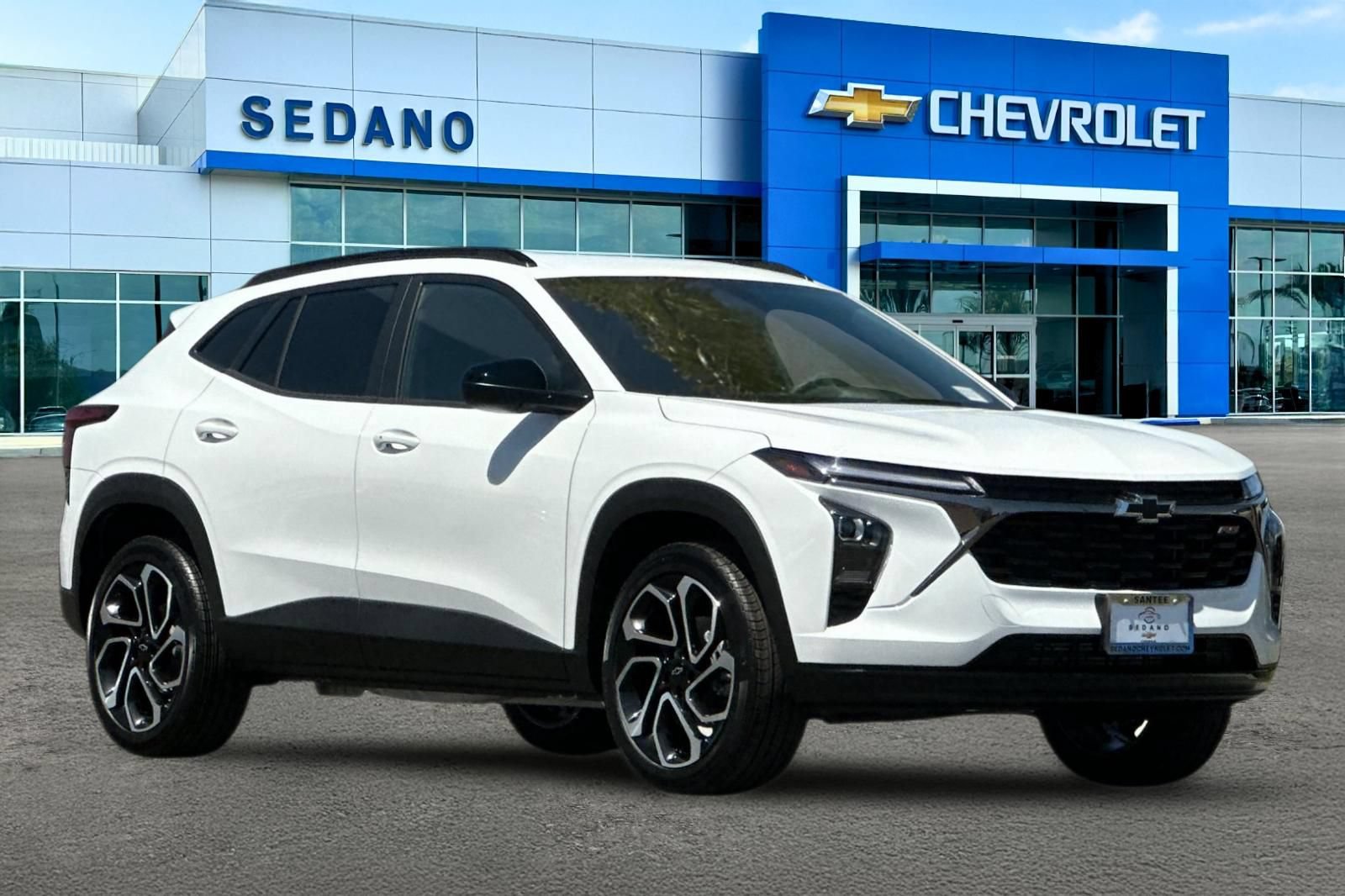 New 2026 Chevrolet Trax RS w/ Driver Confidence Package FWD image 2