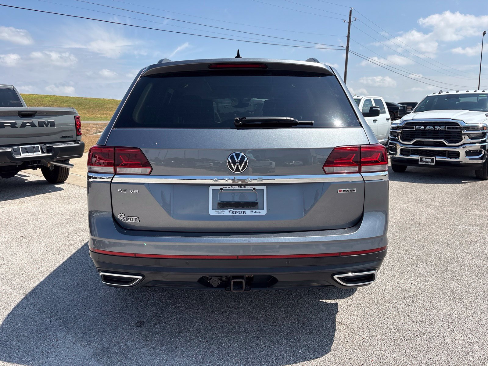Used 2021 Volkswagen Atlas SE w/ Panoramic Sunroof Package AWD/4WD image 5