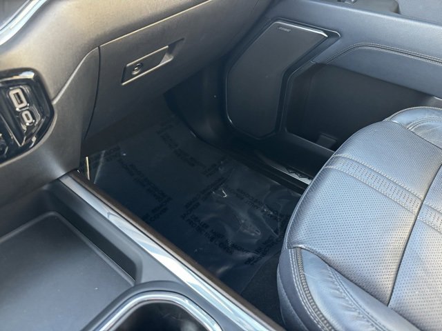 Certified 2024 Chevrolet Silverado 3500 High Country w/ High Country Premium Package image 23