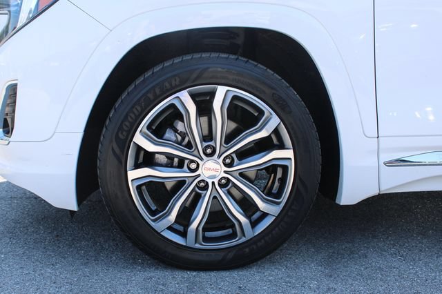 Used 2019 GMC Terrain Denali w/ Comfort Package FWD image 35