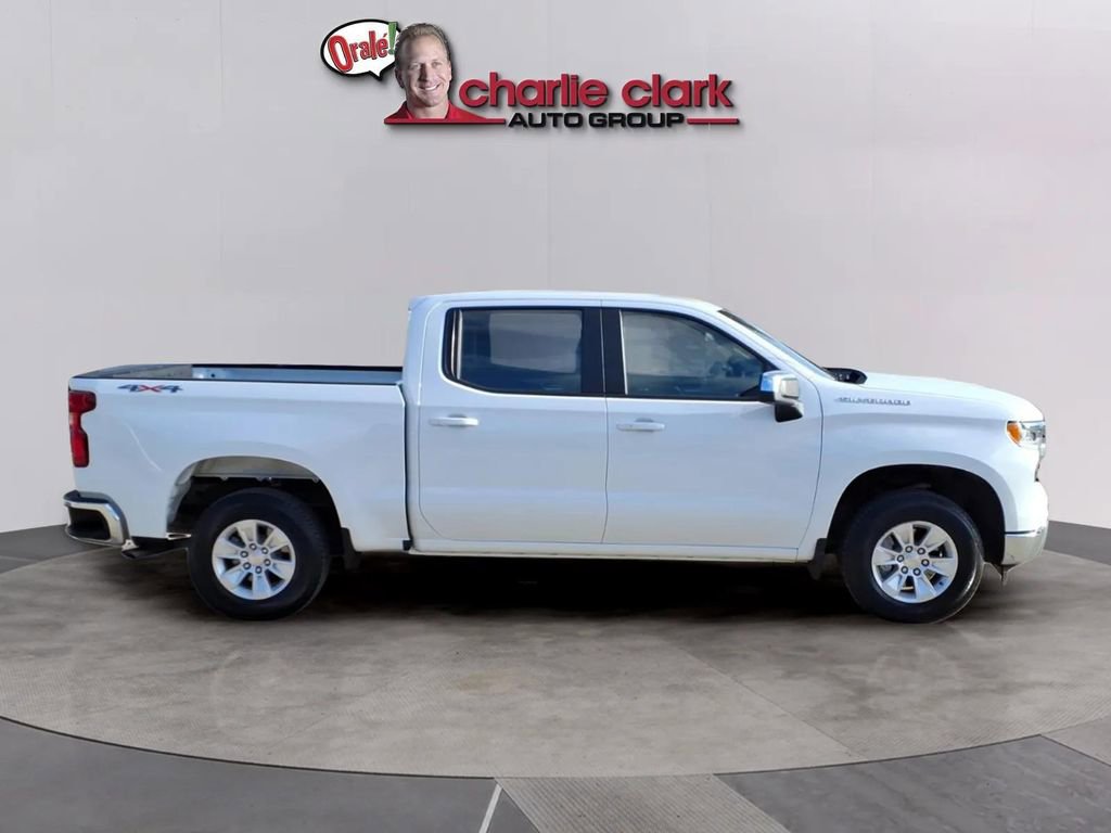 Used 2025 Chevrolet Silverado 1500 LT AWD/4WD image 6