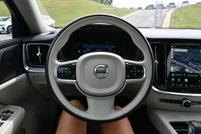 Used 2025 Volvo S60 B5 Plus AWD/4WD image 28