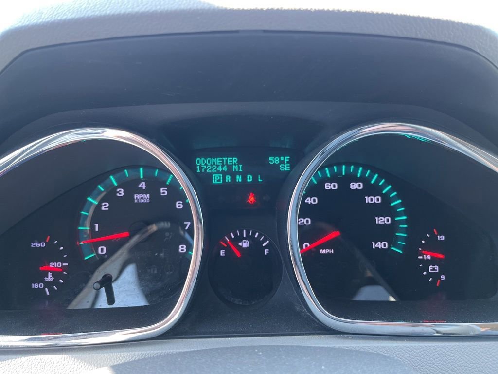 Used 2012 Chevrolet Traverse LT FWD image 11