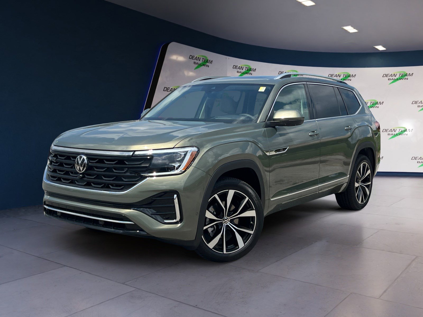 New 2025 Volkswagen Atlas SEL Premium R-Line image 3