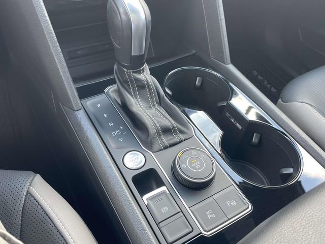 Used 2023 Volkswagen Atlas Cross Sport SEL Premium R-Line image 25