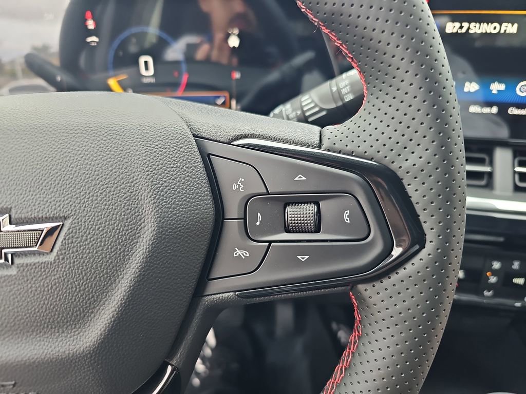 New 2026 Chevrolet Trax RS FWD image 17