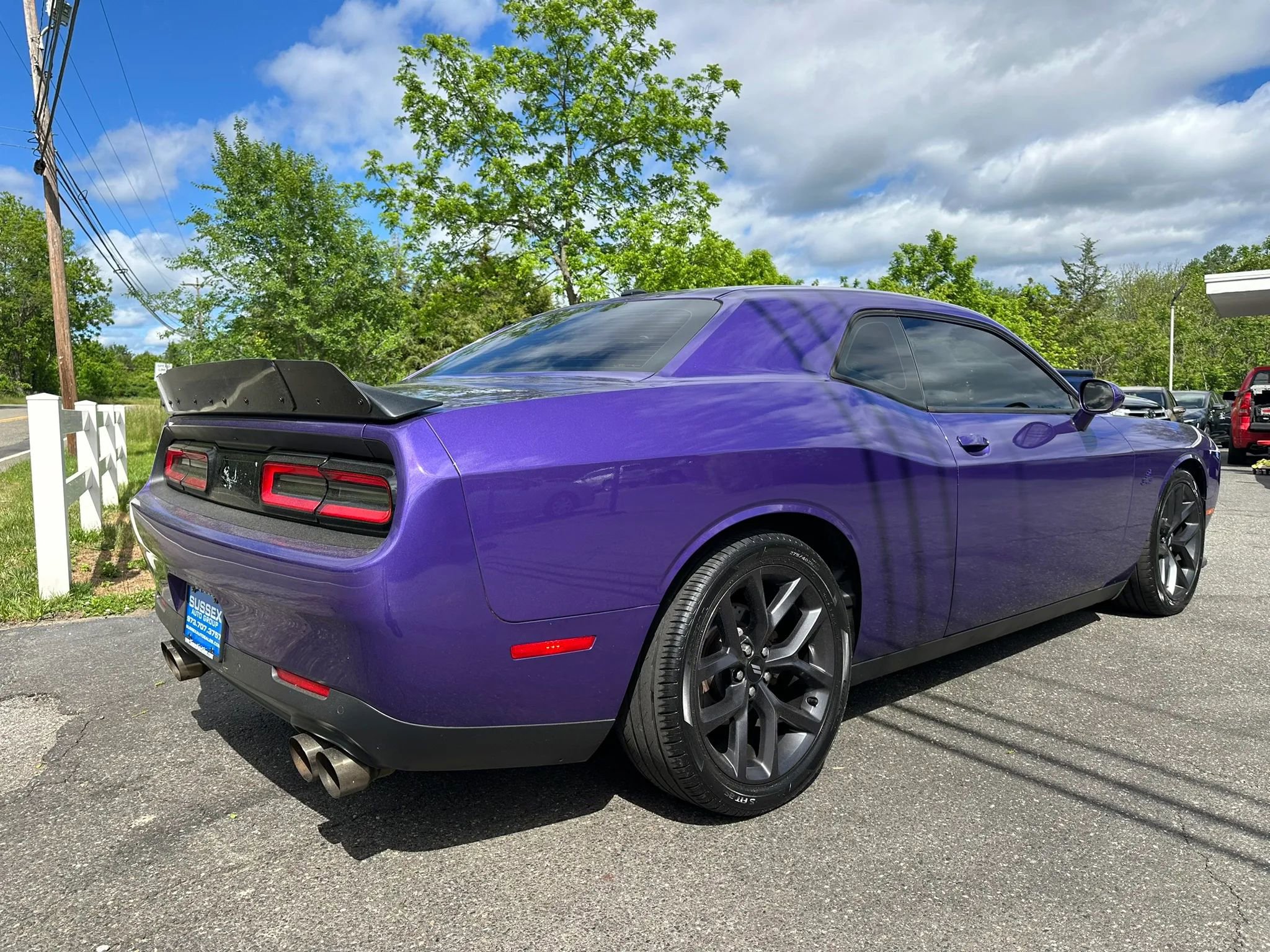 Used 2019 Dodge Challenger R/T w/ Blacktop Package RWD image 6