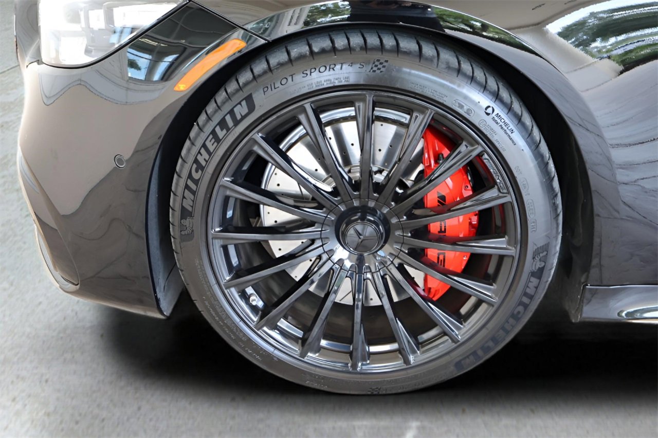 Used 2025 Mercedes-Benz S 63 AMG S image 26