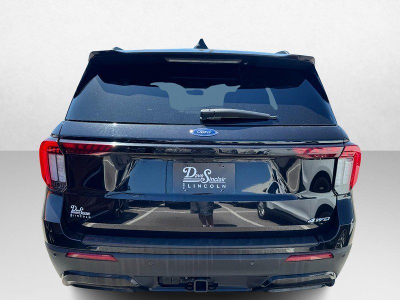 Used 2025 Ford Explorer ST-Line AWD/4WD image 6