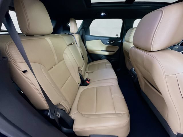 Used 2020 Chevrolet Blazer Premier w/ Driver Confidence II Package FWD image 28